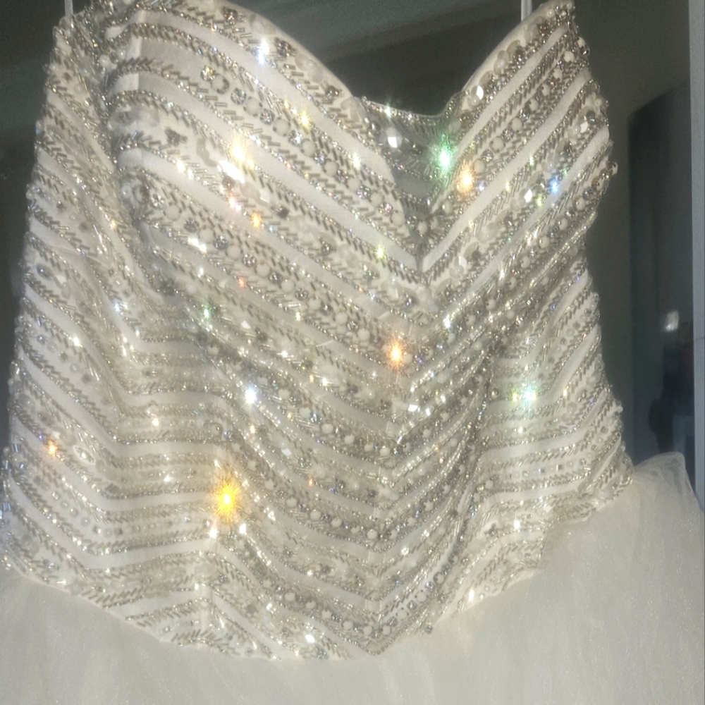 Jewel By Davids bridal size 14 wedding Gown dress